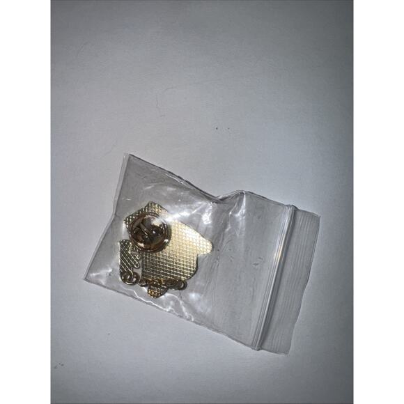 Panda With Chained Bamboo Pin Brooch - Picture 2 of 2